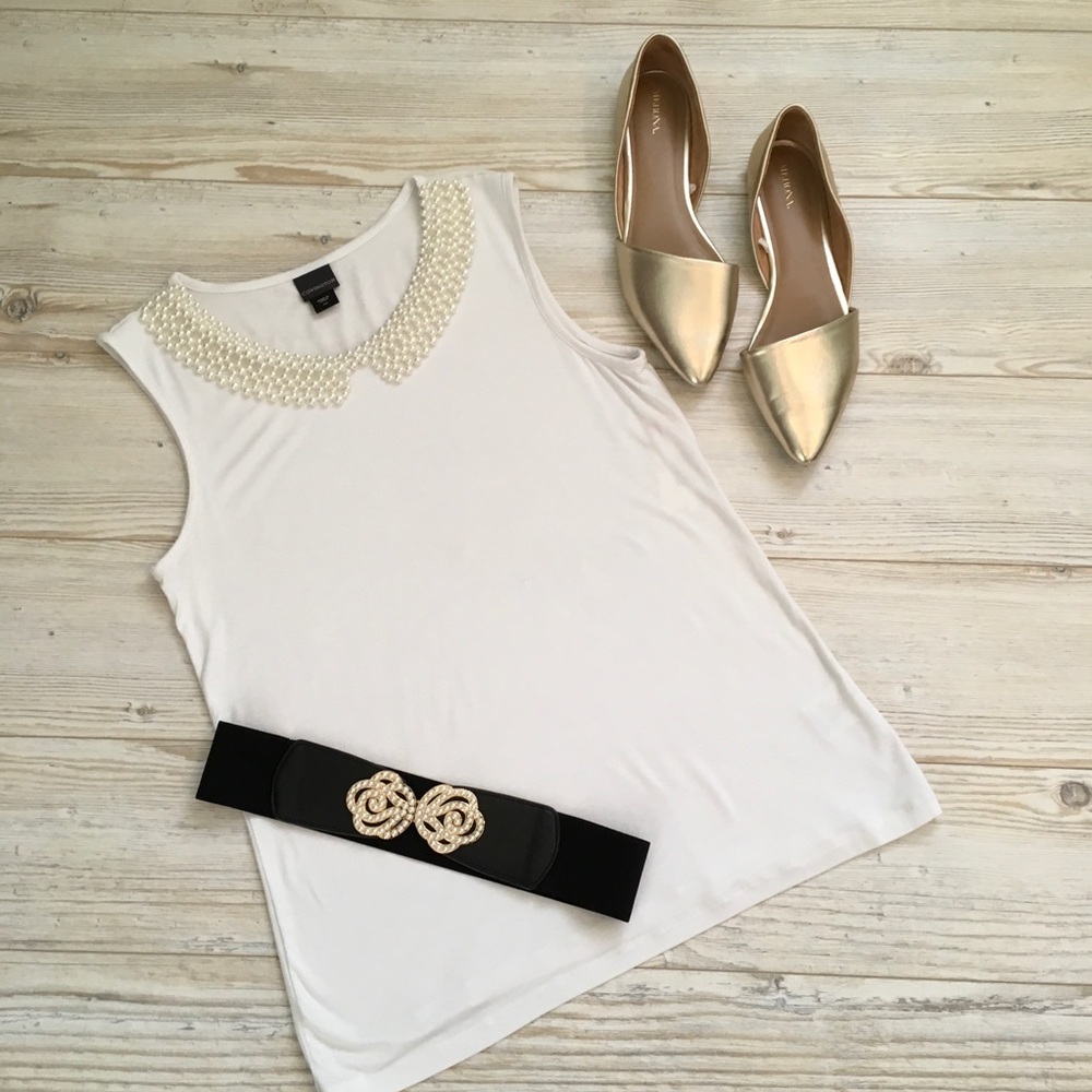 NWT Covington White blouse w/Pearl PeterPan Collar